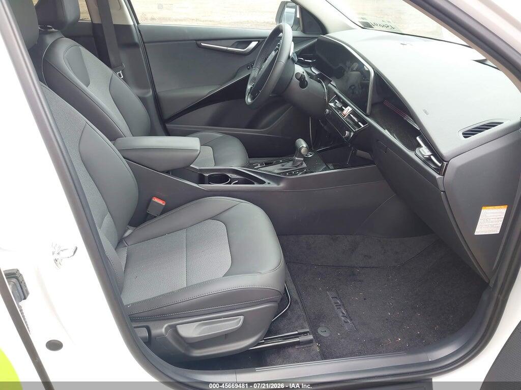 KNDCR3LE2S5290095 2025 KIA NIRO photo no. 1