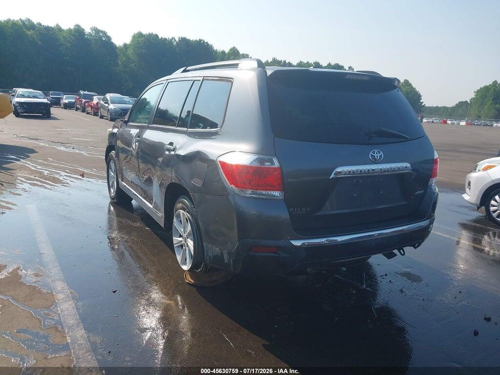 5TDBK3EH3BS079036 2011 TOYOTA HIGHLANDER photo no. 3