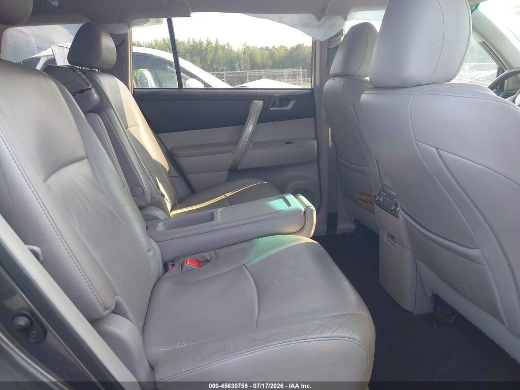 5TDBK3EH3BS079036 2011 TOYOTA HIGHLANDER photo no. 8