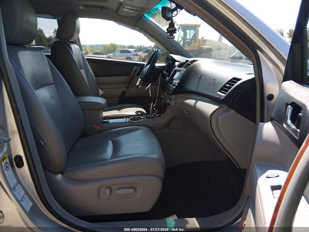 5TDDK3EH2BS046201 2011 TOYOTA HIGHLANDER photo no. 5