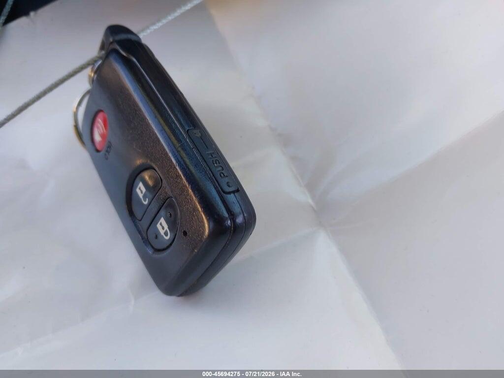 JTDKN3DU7B0269575 2011 TOYOTA PRIUS photo no. 11