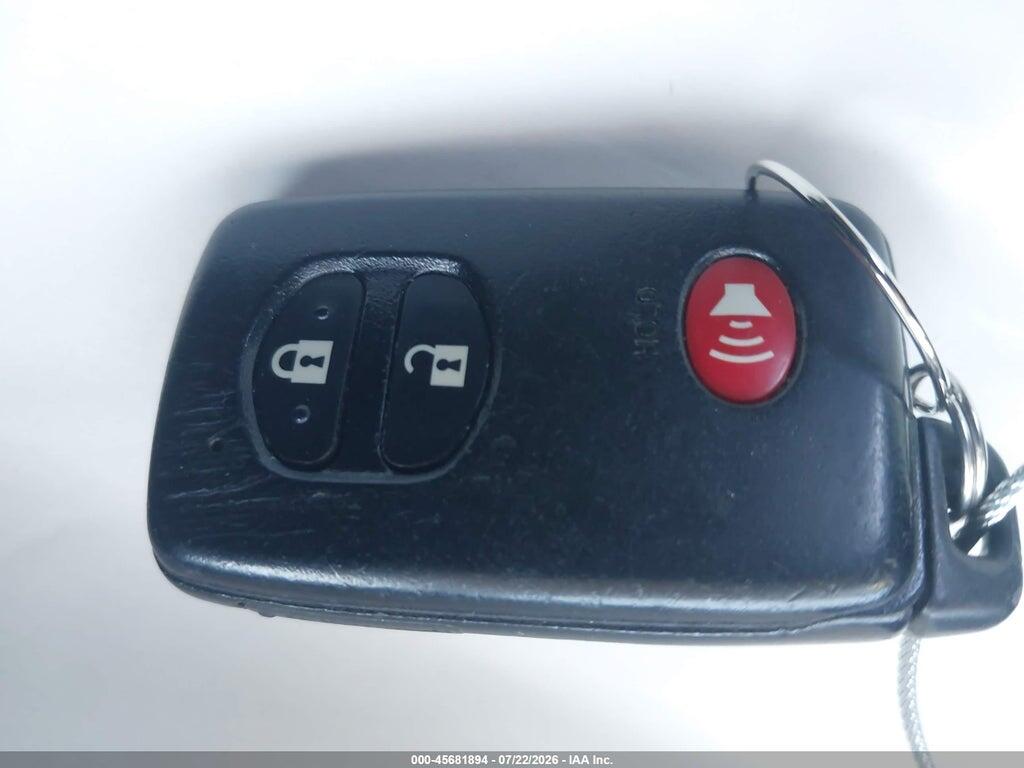 JTDKN3DU7B0264070 2011 TOYOTA PRIUS photo no. 11
