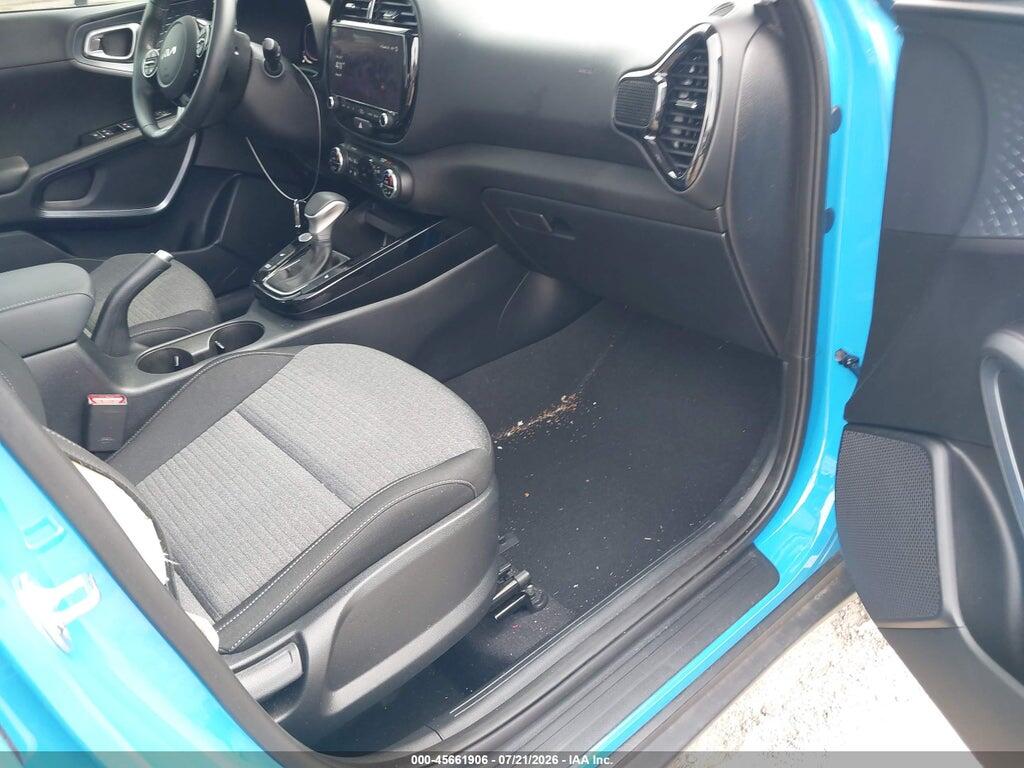 KNDJ33AU9S7245842 2025 KIA SOUL photo no. 5