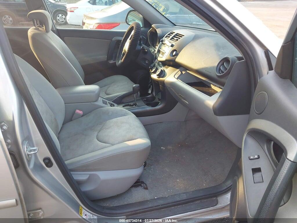 2T3BF4DV7BW102334 2011 TOYOTA RAV4 photo no. 5