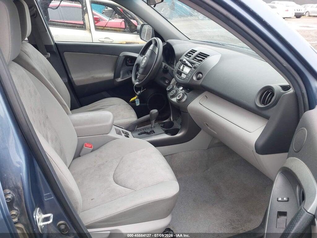 2T3BF4DV3BW173028 2011 TOYOTA RAV4 photo no. 5