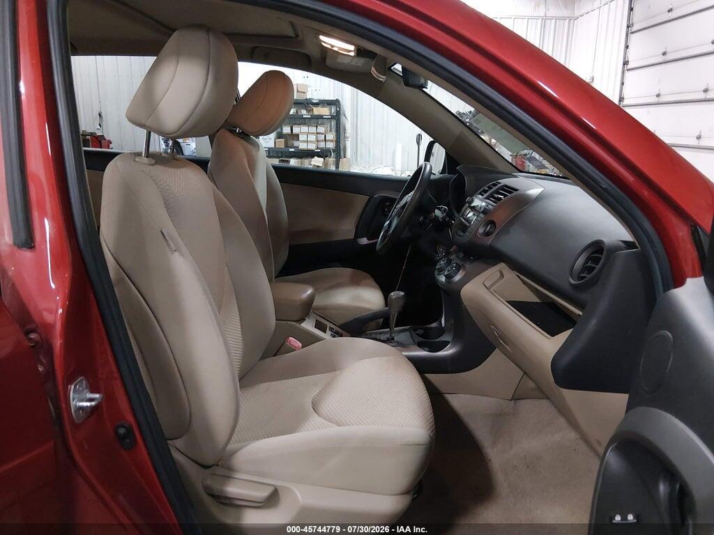 2T3BF4DV8BW085916 2011 TOYOTA RAV4 photo no. 5