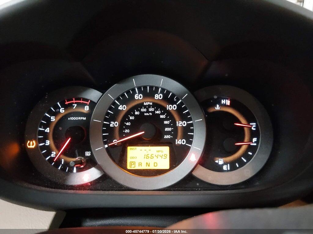 2T3BF4DV8BW085916 2011 TOYOTA RAV4 photo no. 7