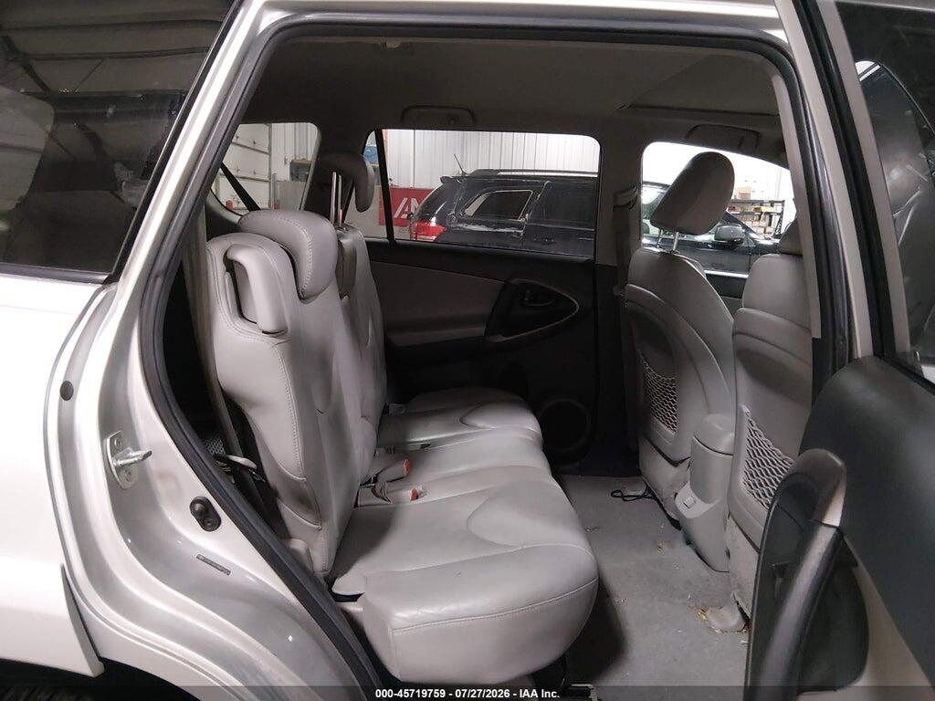 2T3YF4DV2BW075554 2011 TOYOTA RAV4 photo no. 8