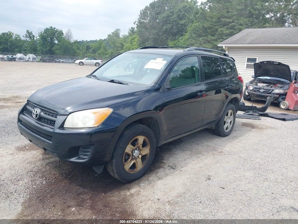 2T3BF4DV8BW174370 2011 TOYOTA RAV4 photo no. 2