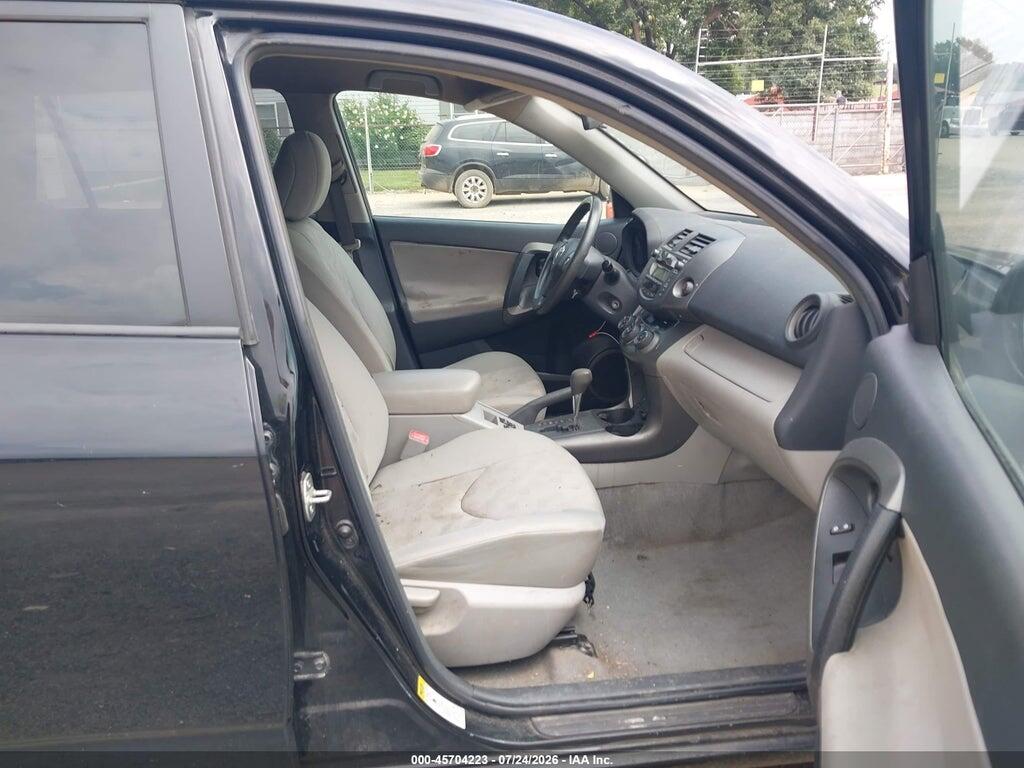 2T3BF4DV8BW174370 2011 TOYOTA RAV4 photo no. 5