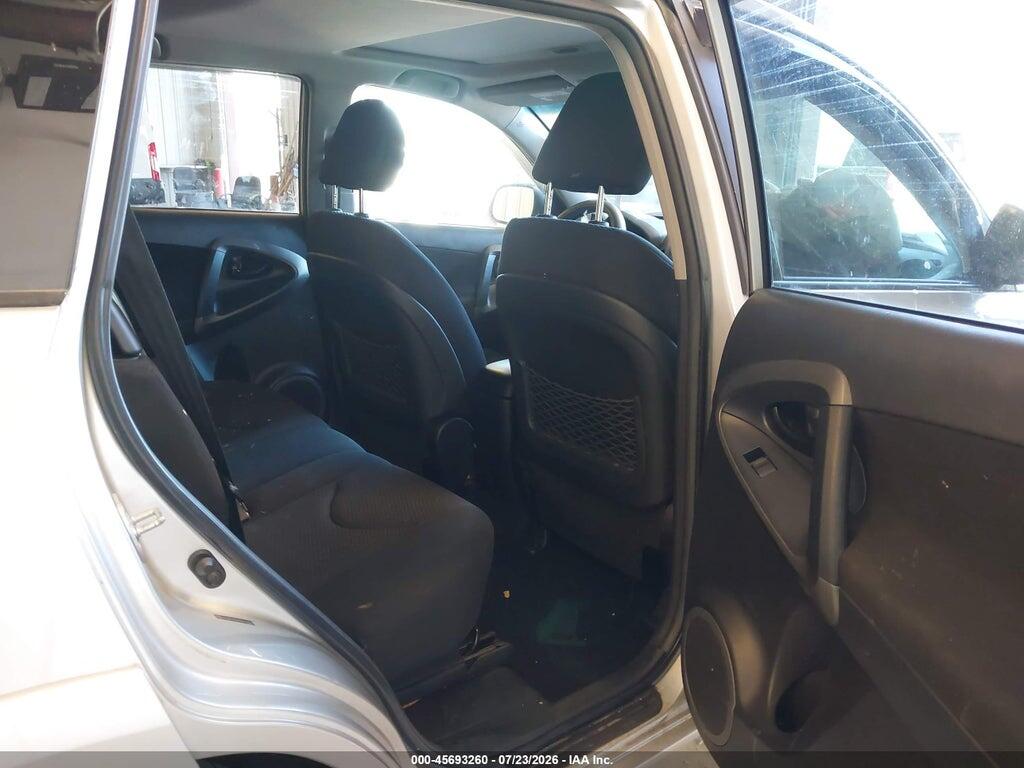 2T3RF4DV5BW143009 2011 TOYOTA RAV4 photo no. 8