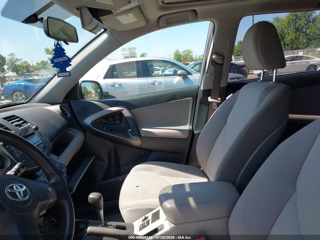 2T3BF4DV3BW157900 2011 TOYOTA RAV4 photo no. 5