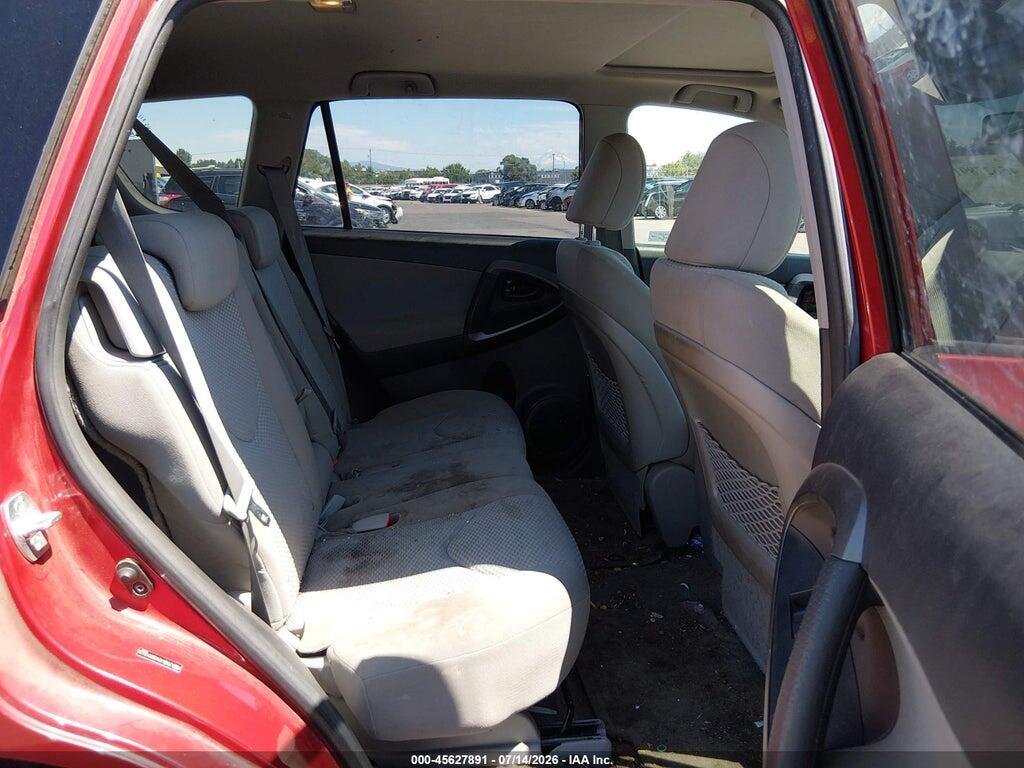 JTMBK4DV0BD018106 2011 TOYOTA RAV4 photo no. 8
