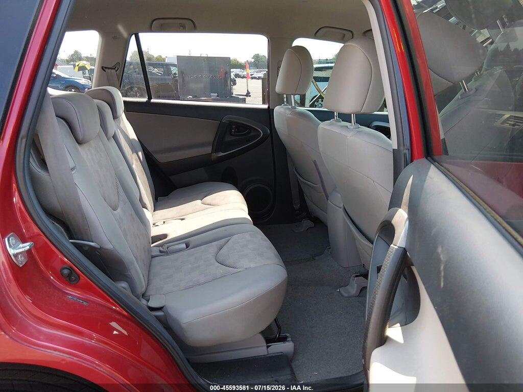 2T3BF4DV4BW114442 2011 TOYOTA RAV4 photo no. 8