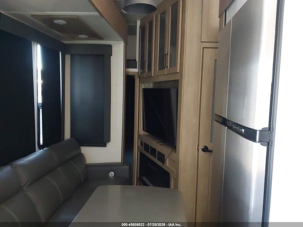 4YDFRPV39NR800811 2022 KEYSTONE RV RAPTOR TOY HAULER SE photo no. 12