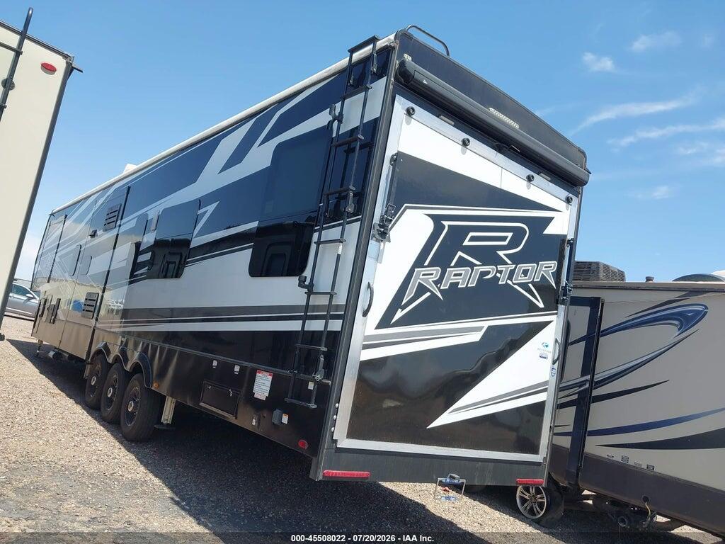 4YDFRPV39NR800811 2022 KEYSTONE RV RAPTOR TOY HAULER SE photo no. 3