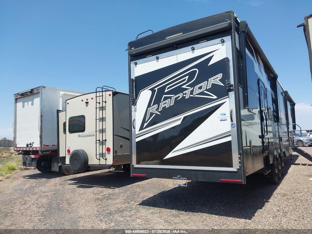 4YDFRPV39NR800811 2022 KEYSTONE RV RAPTOR TOY HAULER SE photo no. 4