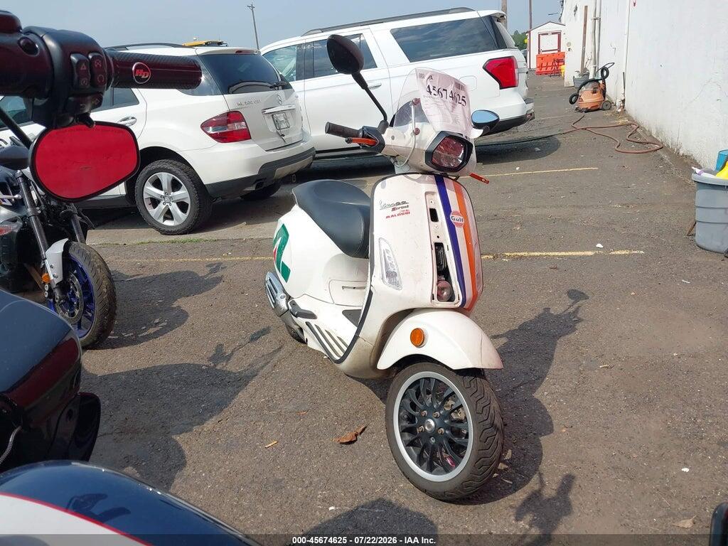 2017 VESPA SPRINT ZAPM818G8H5401844