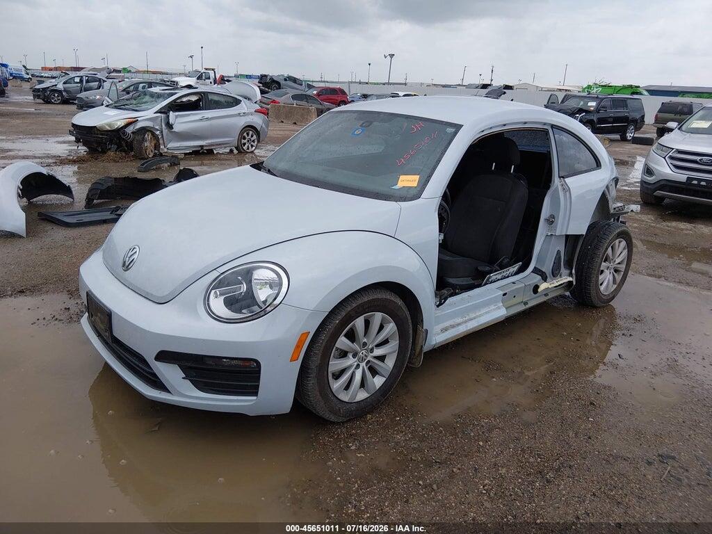 3VWF17AT3HM613065 2017 VOLKSWAGEN BEETLE photo no. 2
