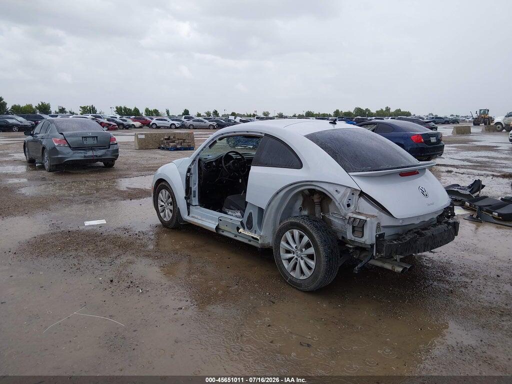 3VWF17AT3HM613065 2017 VOLKSWAGEN BEETLE photo no. 3