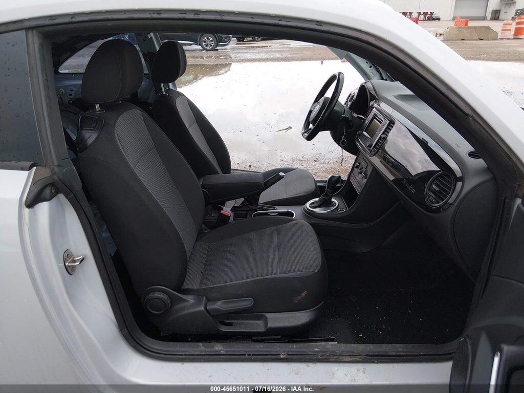 3VWF17AT3HM613065 2017 VOLKSWAGEN BEETLE photo no. 5