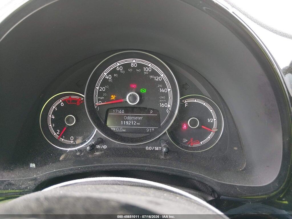 3VWF17AT3HM613065 2017 VOLKSWAGEN BEETLE photo no. 7