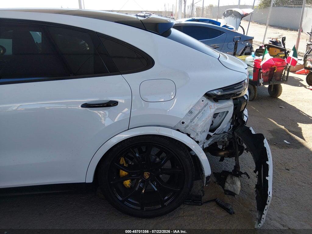 WP1BE2AY0MDA44202 2021 PORSCHE CAYENNE E-HYBRID COUPE photo no. 6