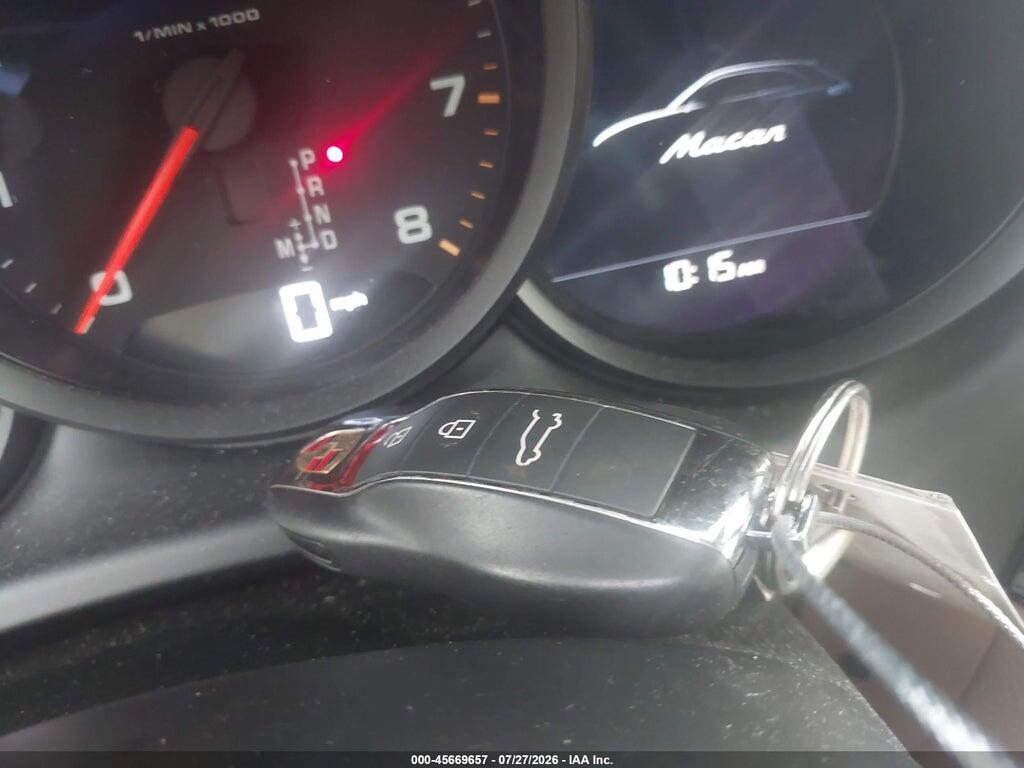 WP1AA2A55MLB08690 2021 PORSCHE MACAN photo no. 11