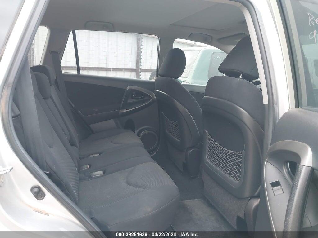 2T3WF4DV3BW067549 2011 TOYOTA RAV4 photo no. 8