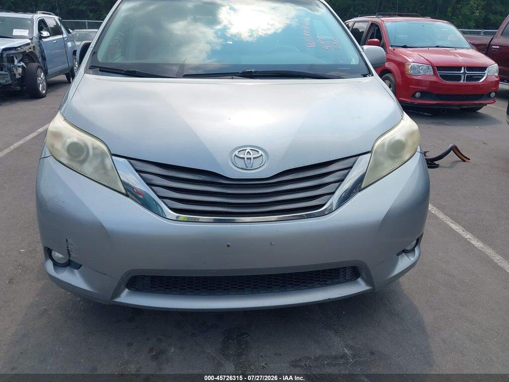 5TDYK3DC9BS079574 2011 TOYOTA SIENNA photo no. 6