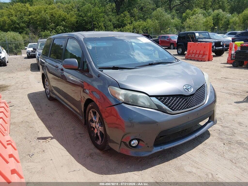 5TDXK3DC7BS033320 2011 TOYOTA SIENNA photo no. 1