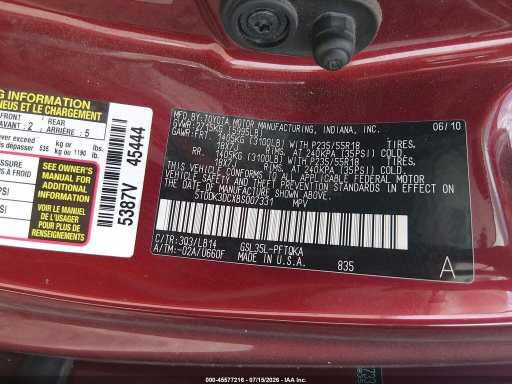 5TDDK3DCXBS007331 2011 TOYOTA SIENNA photo no. 9