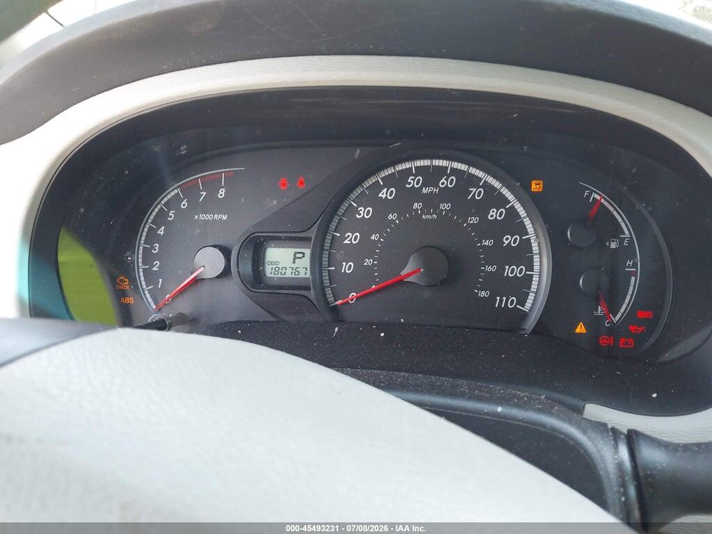5TDKA3DC8BS003675 2011 TOYOTA SIENNA photo no. 7