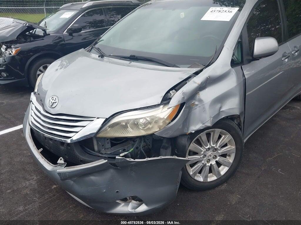 5TDYK3DC8BS043567 2011 TOYOTA SIENNA photo no. 6