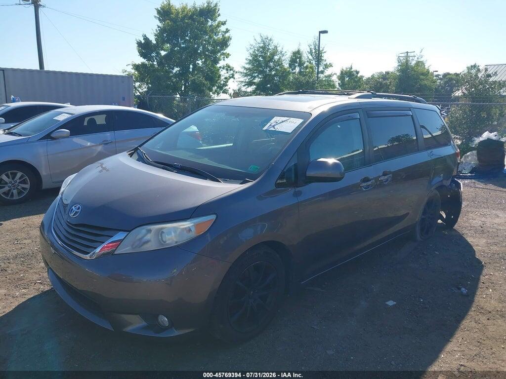 5TDDK3DC1BS020534 2011 TOYOTA SIENNA photo no. 2