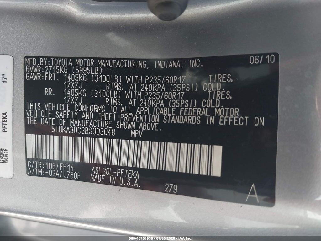 5TDKA3DC3BS003048 2011 TOYOTA SIENNA photo no. 9