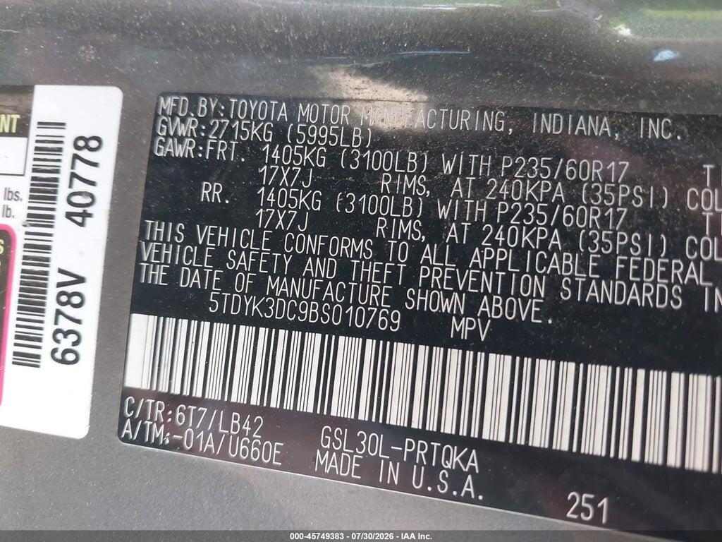 5TDYK3DC9BS010769 2011 TOYOTA SIENNA photo no. 9
