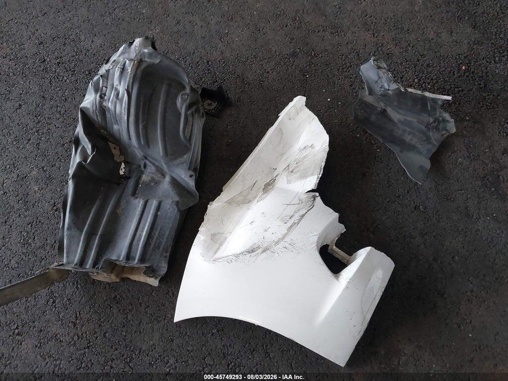 5TDYK3DC8BS144284 2011 TOYOTA SIENNA photo no. 12