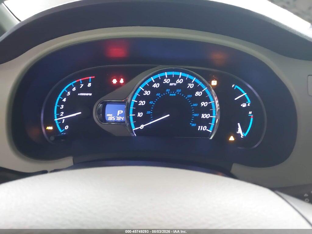5TDYK3DC8BS144284 2011 TOYOTA SIENNA photo no. 7