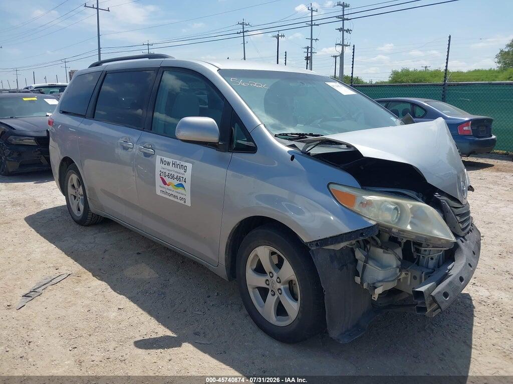5TDKK3DC8BS140063 2011 TOYOTA SIENNA photo no. 1