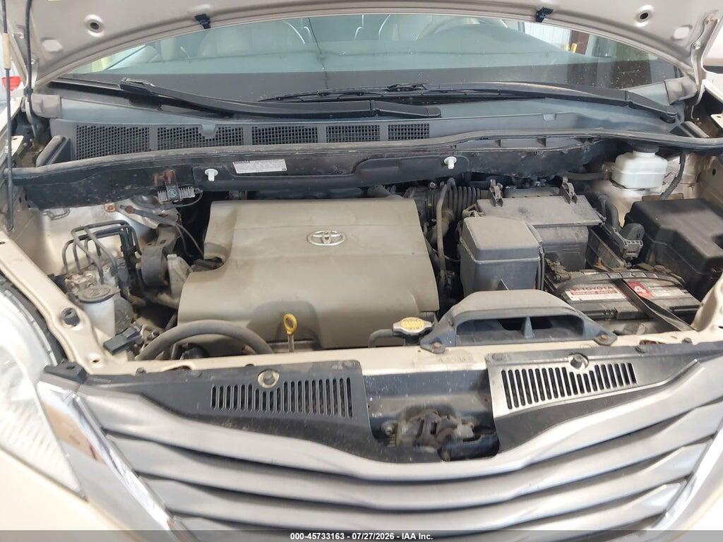 5TDYK3DC9BS047014 2011 TOYOTA SIENNA photo no. 10