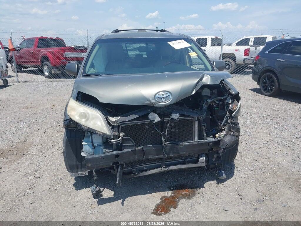 5TDYK3DC9BS100407 2011 TOYOTA SIENNA photo no. 12