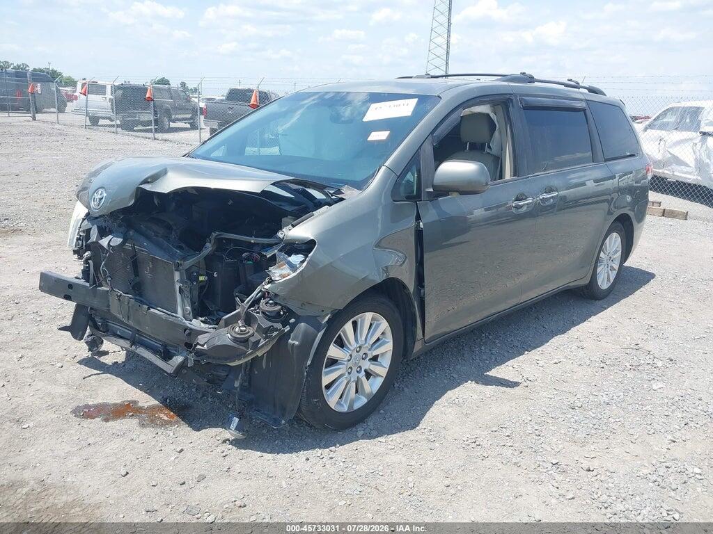 5TDYK3DC9BS100407 2011 TOYOTA SIENNA photo no. 2
