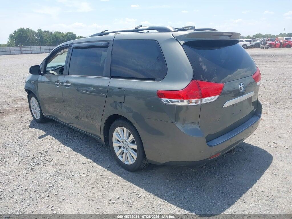 5TDYK3DC9BS100407 2011 TOYOTA SIENNA photo no. 3