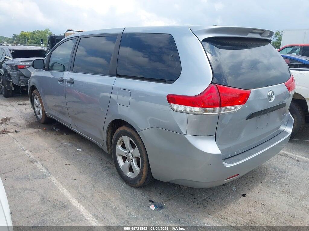5TDKA3DC1BS005154 2011 TOYOTA SIENNA photo no. 3