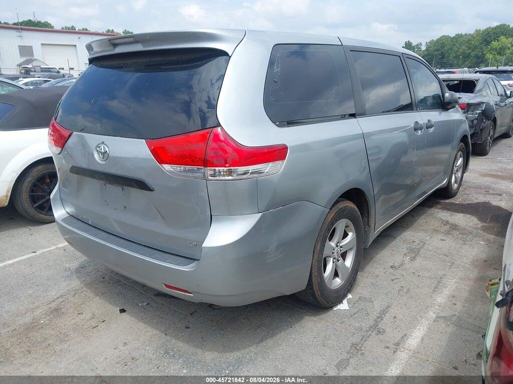 5TDKA3DC1BS005154 2011 TOYOTA SIENNA photo no. 4