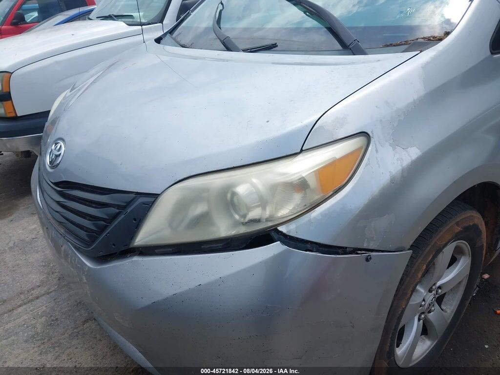5TDKA3DC1BS005154 2011 TOYOTA SIENNA photo no. 6