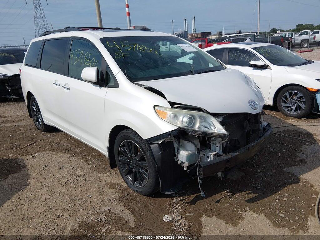 5TDDK3DC5BS021444 2011 TOYOTA SIENNA photo no. 1