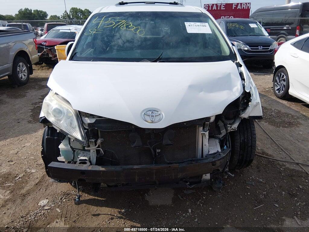 5TDDK3DC5BS021444 2011 TOYOTA SIENNA photo no. 12