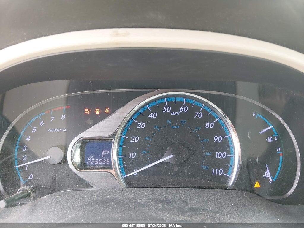 5TDDK3DC5BS021444 2011 TOYOTA SIENNA photo no. 7